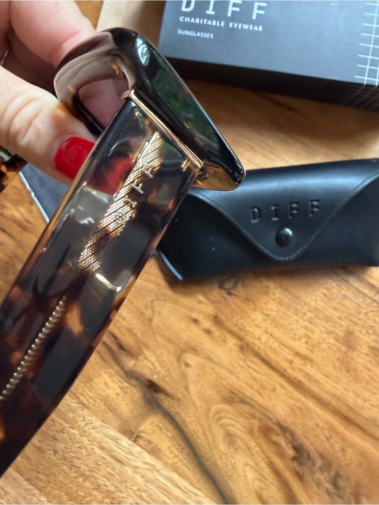 DIFF INDY Tortoiseshell Square Sunglasses - Brown main image 7